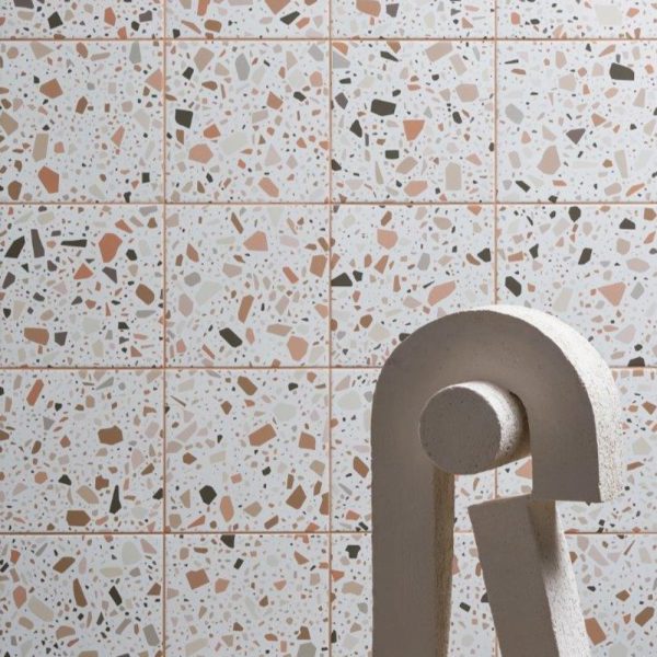 Coriandoli-Bianco-Terra-muur